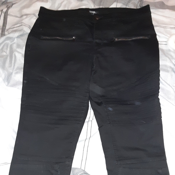 Women's pants - Picture 1 of 4